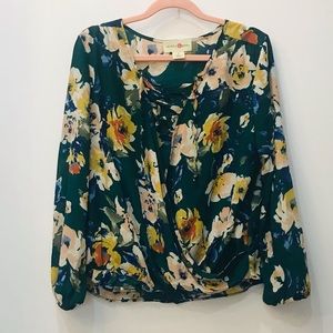 Green Floral boutique boho blouse sz small